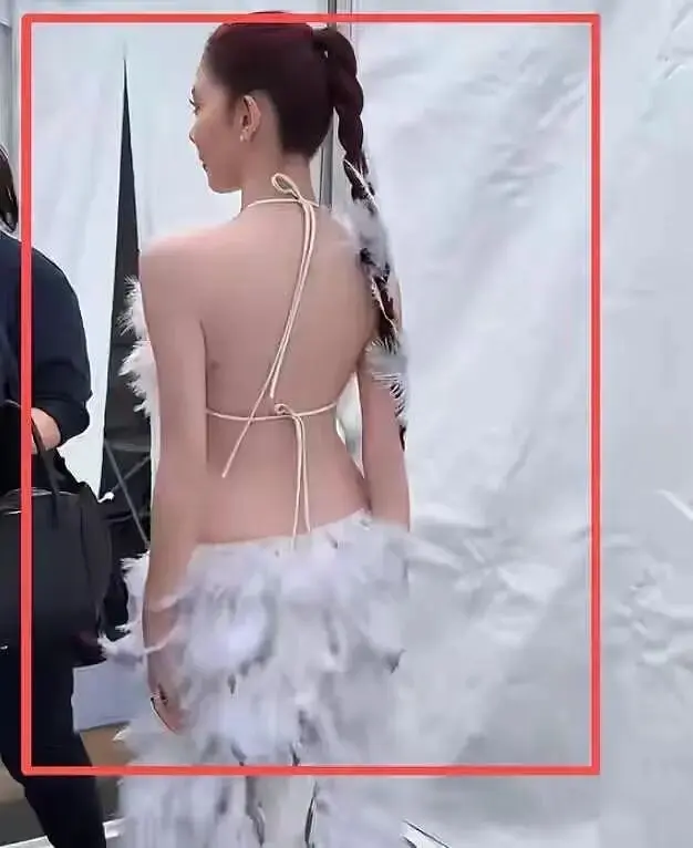 能露就露！多名中国女星被批擦边