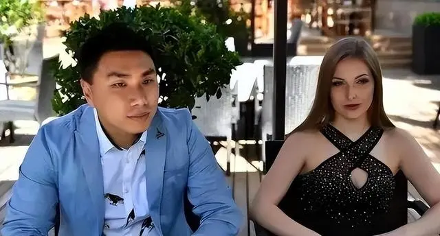 娶乌克兰美女11年后离婚，如今两人境遇天差地别