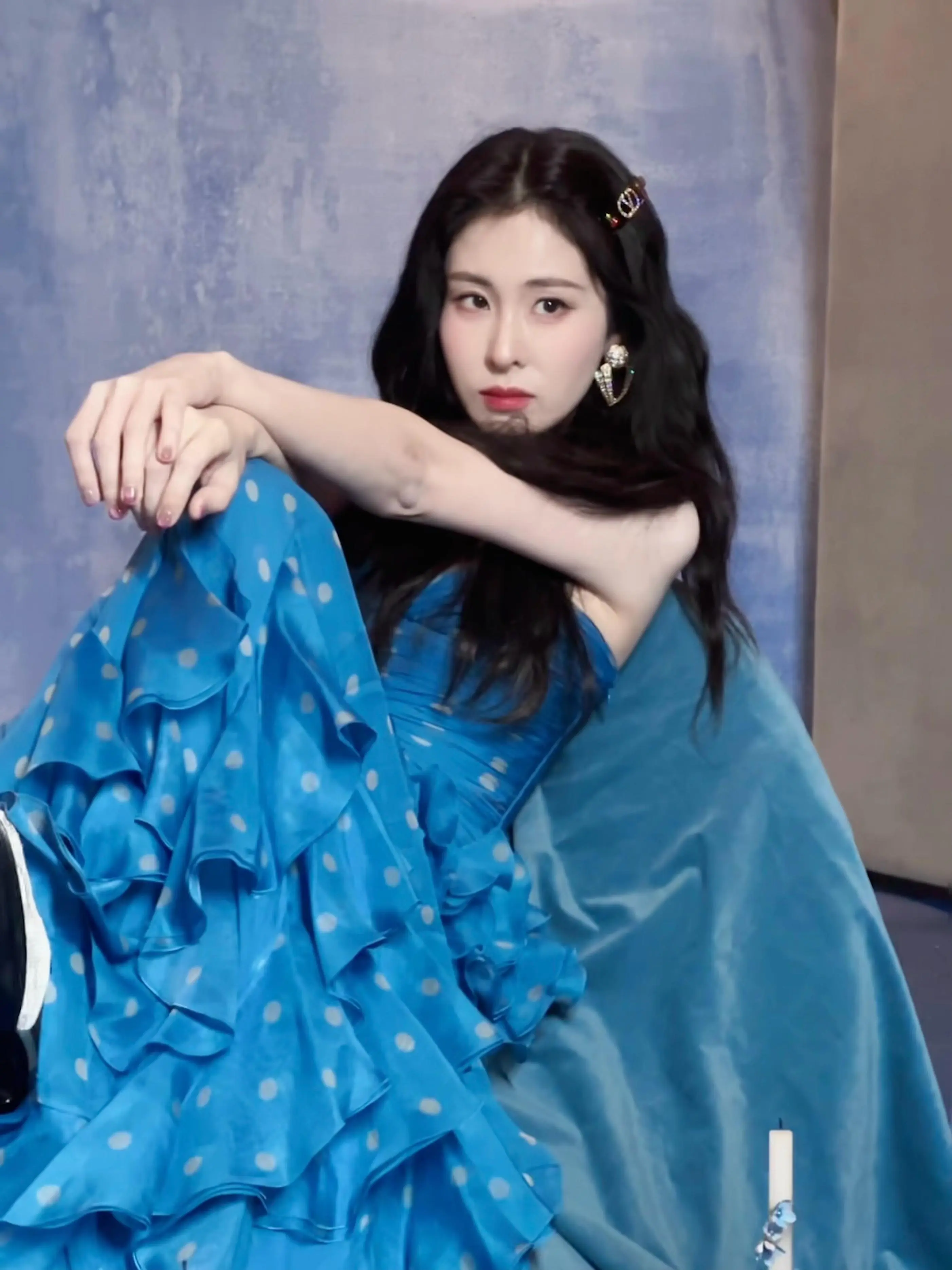 表面是“黄花大闺女”，实际却偷偷生子的女明星