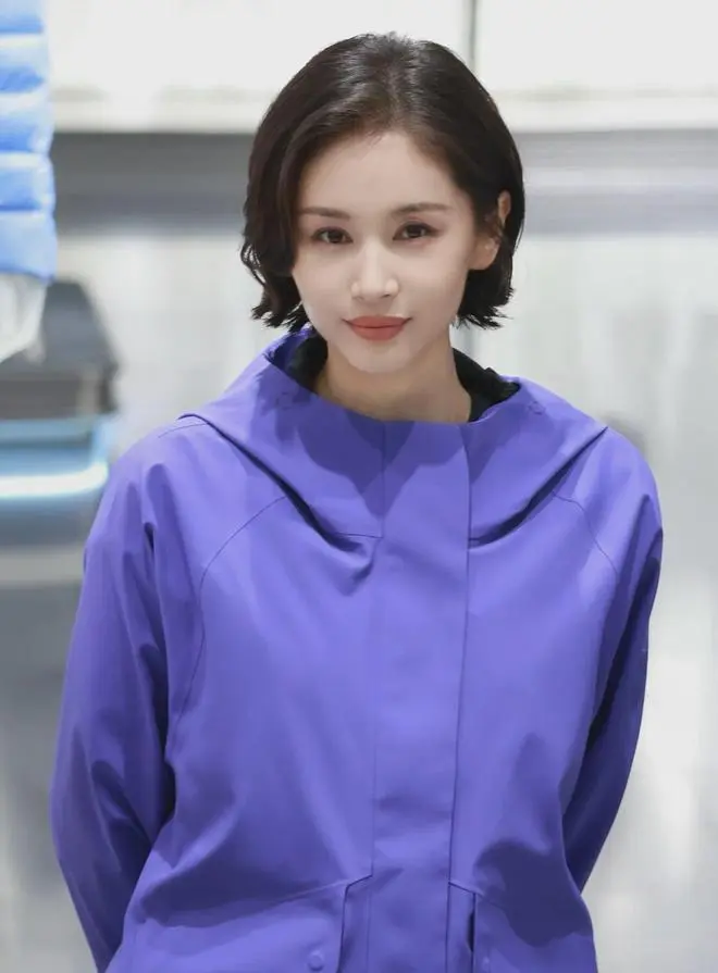 表面是“黄花大闺女”，实际却偷偷生子的女明星