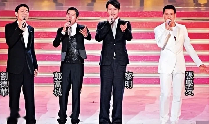 郭富城深圳演唱会，两女儿首次露脸跳鲨鱼舞