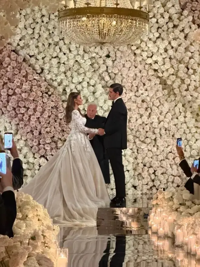 富豪和大13岁的特朗普女律师大婚，千万婚礼曝光