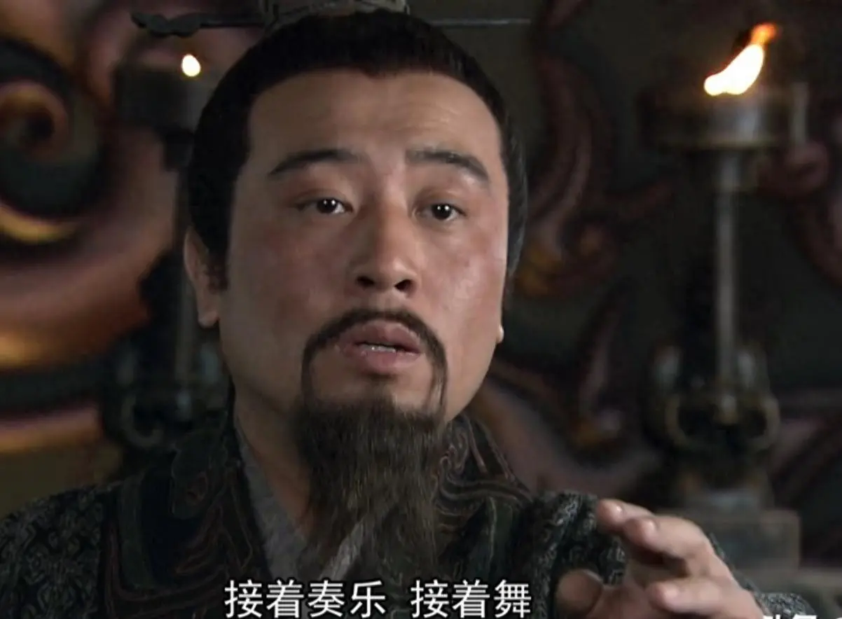 于和伟回抚顺帮三哥卖包子，给8个哥姐买房