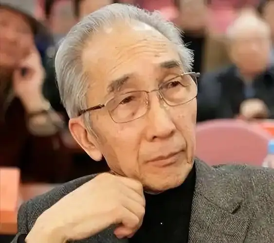 嫁大44岁老艺术家，47岁的她到底图啥？