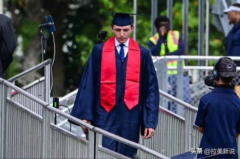 特朗普小儿子恋爱了!纽约大学女友低调交往一年