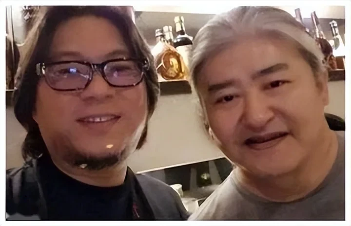 刘欢去世5天,高晓松揭三里屯饭局内情