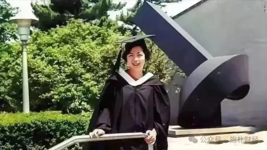 李飞飞当年一家人只睡一间房，如今公司卖了550亿