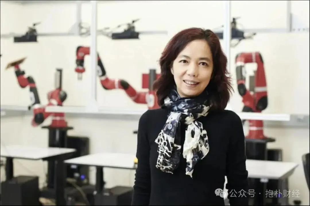李飞飞当年一家人只睡一间房，如今公司卖了550亿