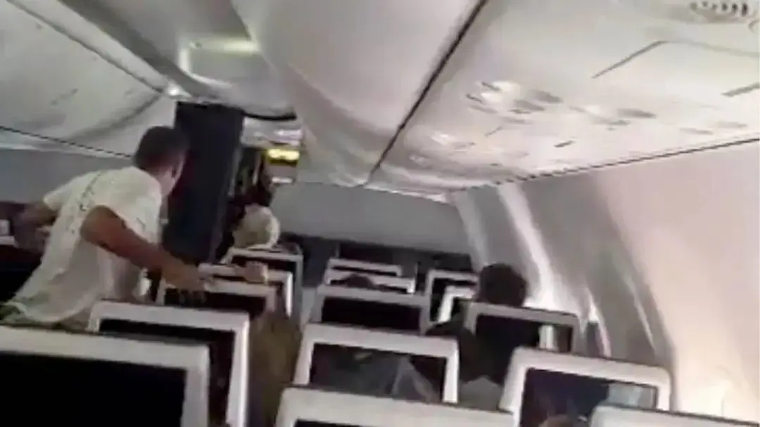 唐驳虎：万米高空6重巧合——迪拜航空未遂劫机全解析