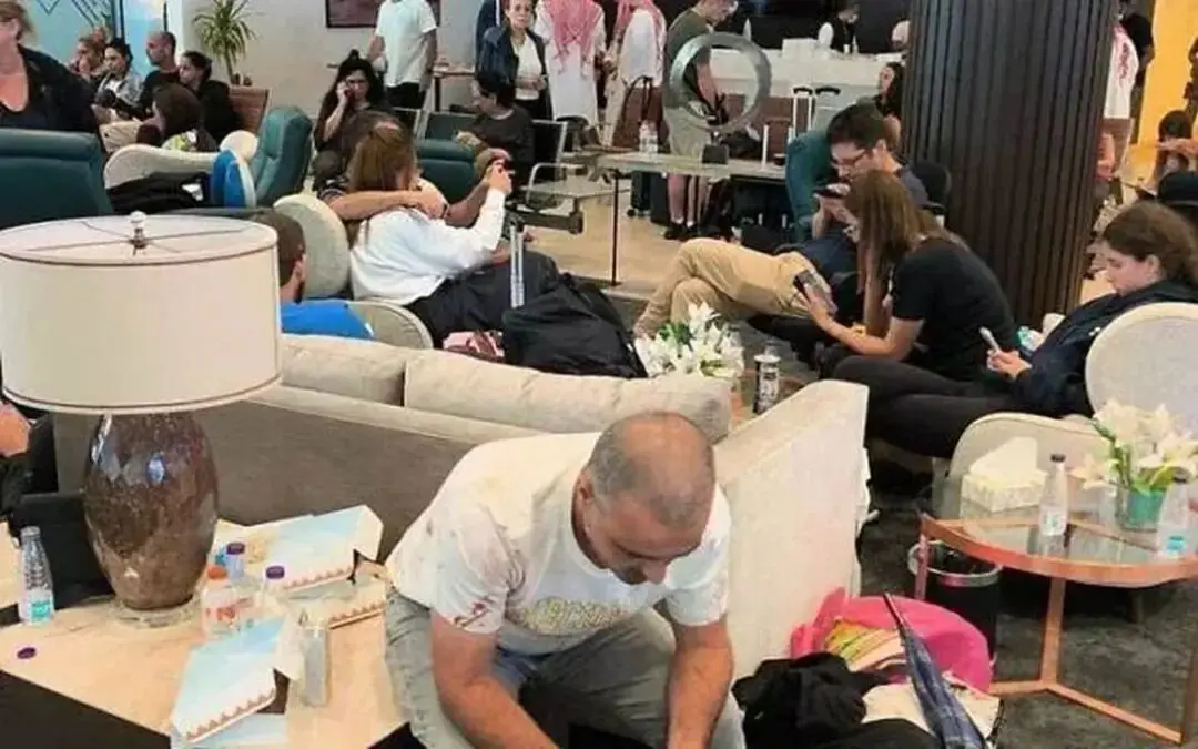 唐驳虎：万米高空6重巧合——迪拜航空未遂劫机全解析