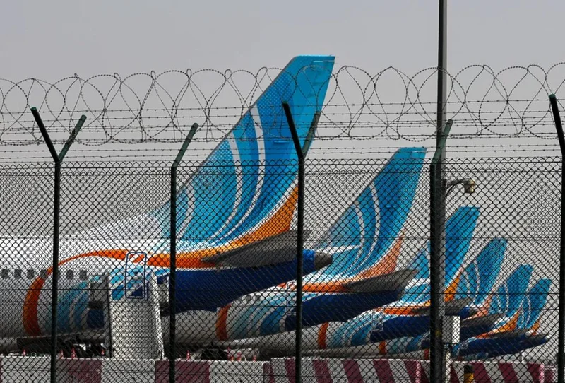 迪拜航空副驾驶拟撞以色列机场,6岁女童报警救全机
