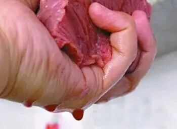 中国人的牛肉，为什么又不“自由”了？