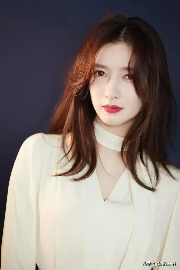 海外产子真相大白后，39岁江疏影近况曝出