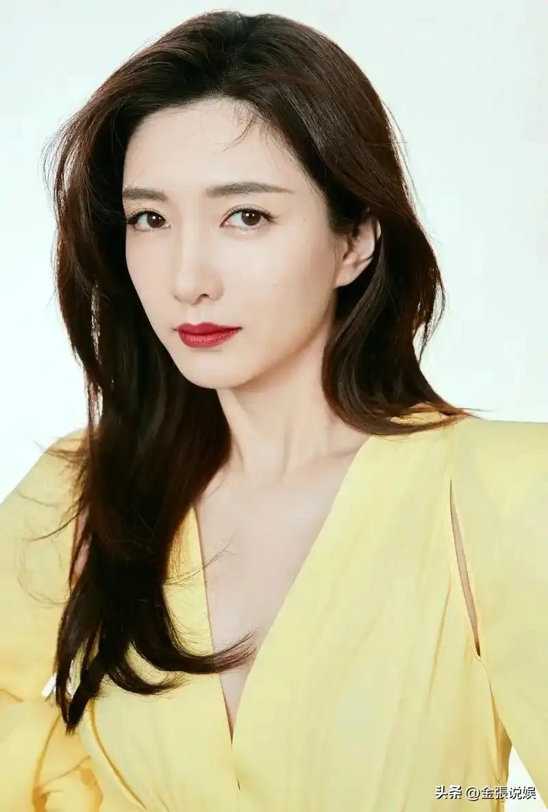海外产子真相大白后，39岁江疏影近况曝出
