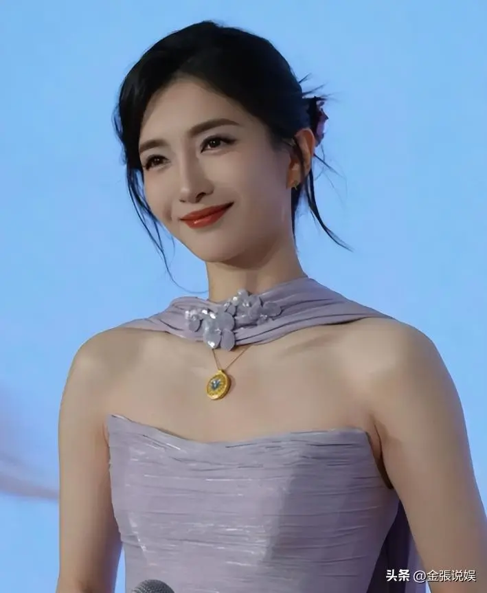 海外产子真相大白后，39岁江疏影近况曝出