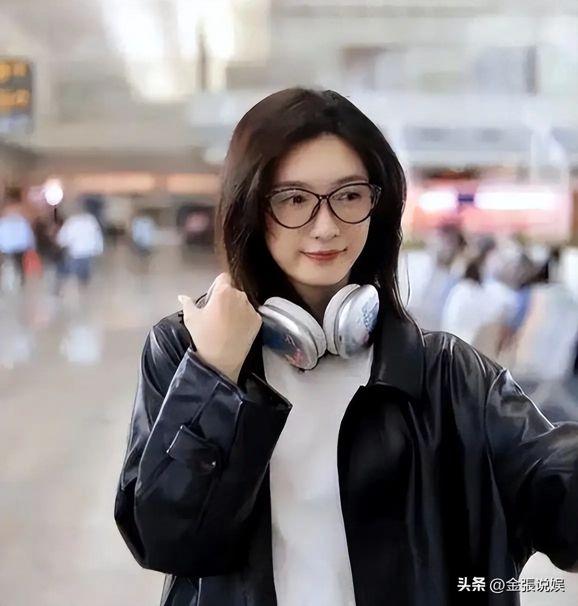 海外产子真相大白后，39岁江疏影近况曝出