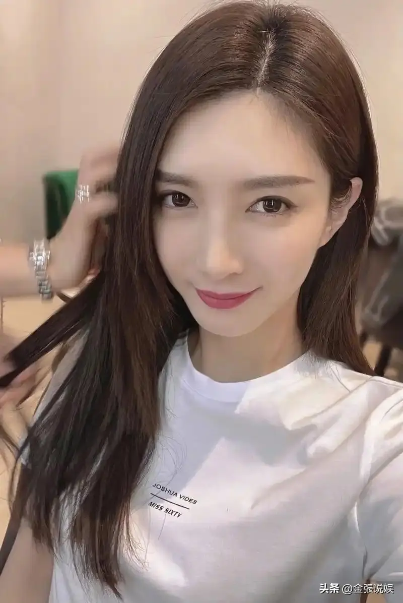 海外产子真相大白后，39岁江疏影近况曝出