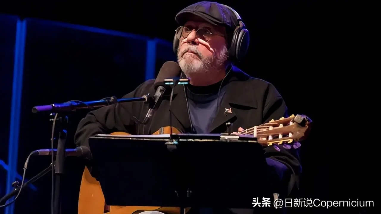 美国歌手古巴给母亲找药，一口气带回48周用量