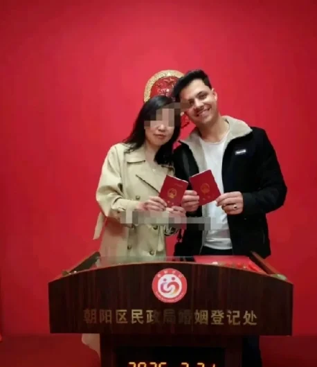 中国女博主两嫁阿富汗人 被国内网友骂惨