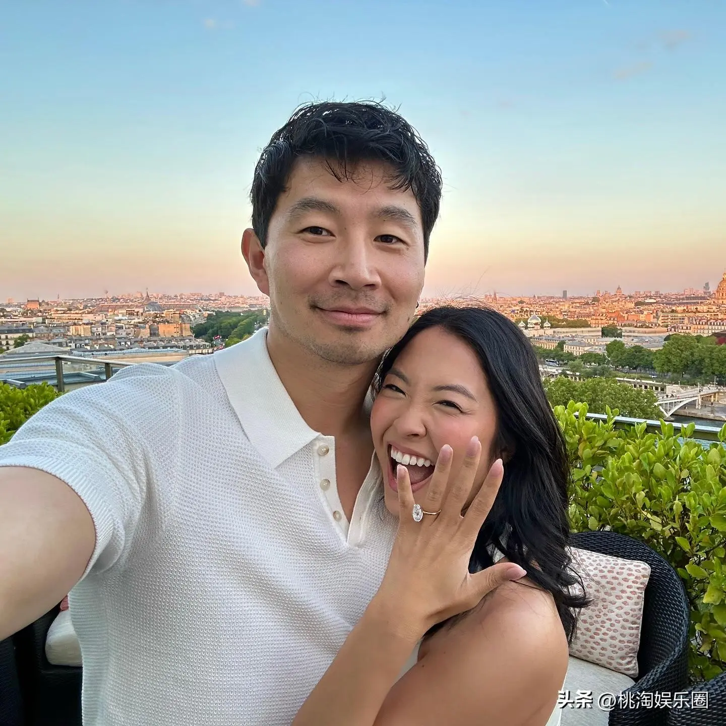刘思慕法国完婚，曾找霉霉帮忙向女友求婚