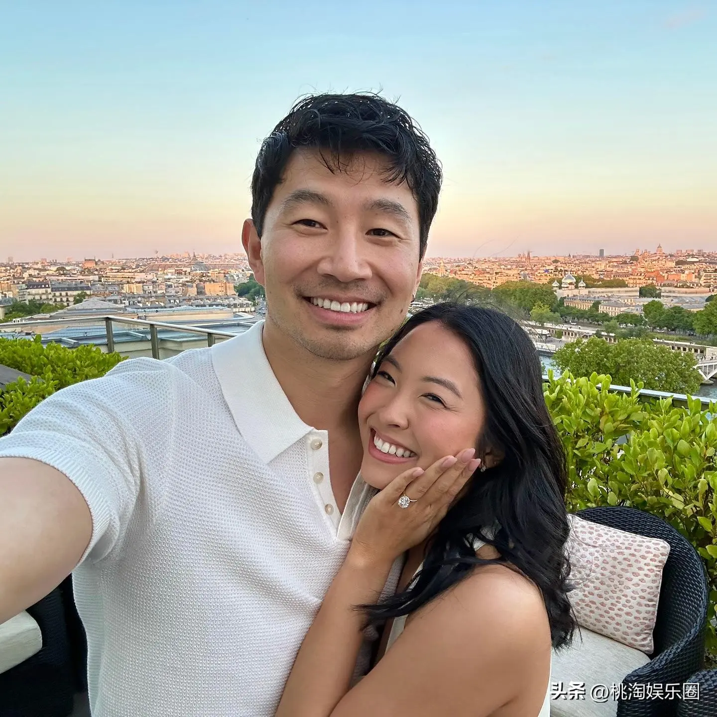 刘思慕法国完婚，曾找霉霉帮忙向女友求婚