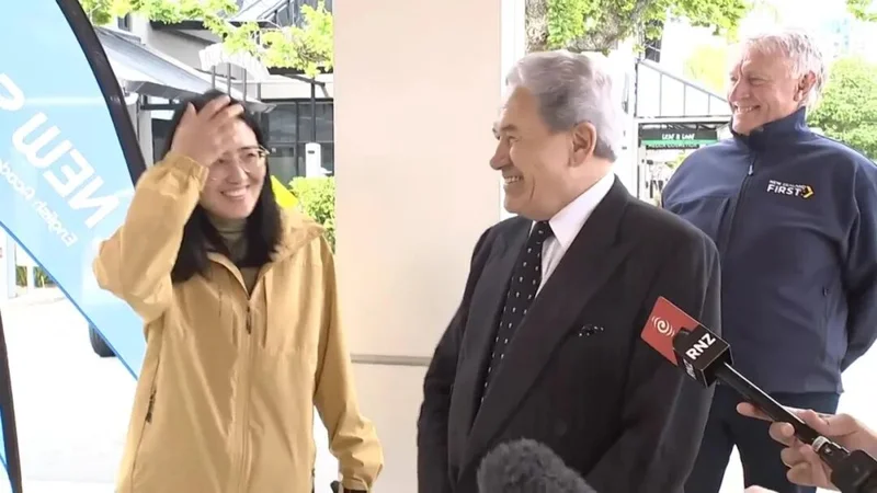 新西兰外长路遇中国留学生:“她英语说的不太好”