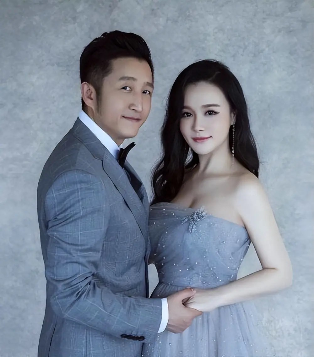 没夫妻生活能咋办？冉莹颖自己有办法