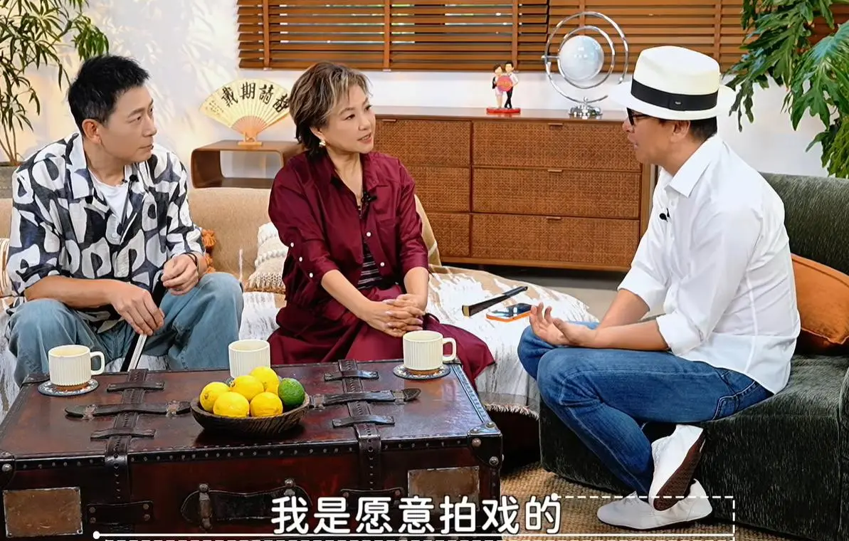 周杰一天只吃一顿饭，56岁未婚没孩子