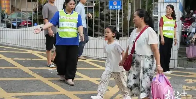 北京邻居移民温哥华三年回流，感受太真实