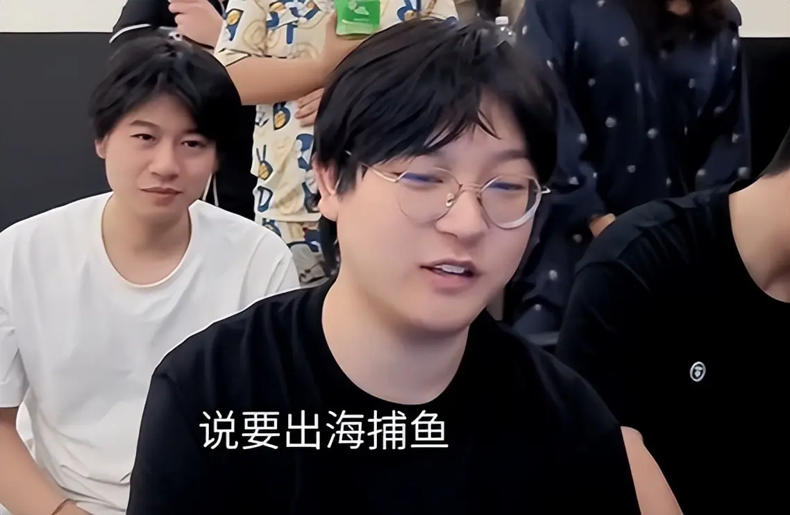 知名博主被网红女友出轨，“捉奸”细节太劲爆