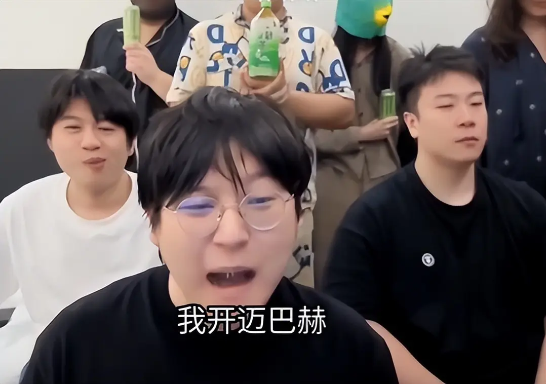 知名博主被网红女友出轨，“捉奸”细节太劲爆