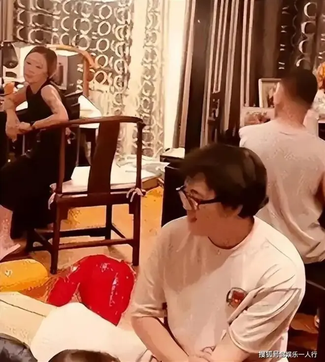 刘欢家里的常客不是毛阿敏也不是那英，而是她