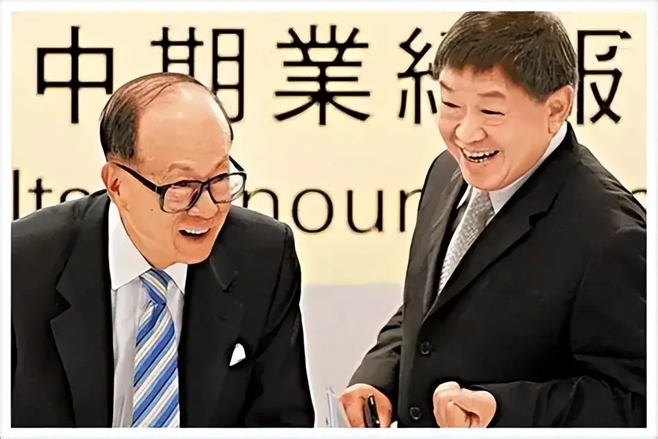 日薪62万！李嘉诚背后最牛打工仔，一个电话赚回1000亿