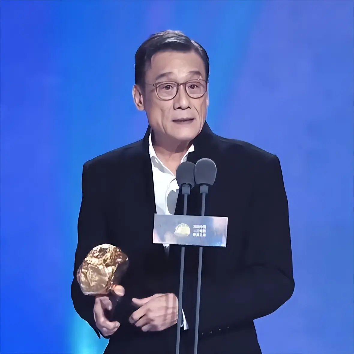 向太：某影帝以前出国撩美女，结婚40年却无绯闻