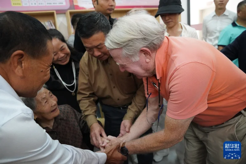 “我的命是中国人救的 一定要回去感谢他们”