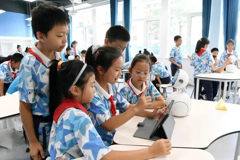 孩子越来越笨 AI正在惩罚下一代