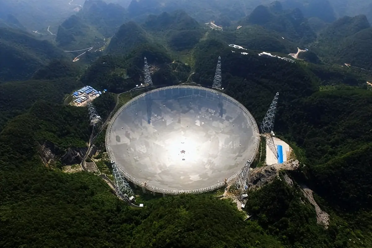 中国天眼沦为捞金工具，付费可带手机进入