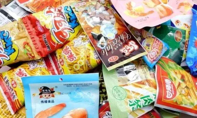 “吃了不烧心”爆红，中国零食巨头集体焦虑
