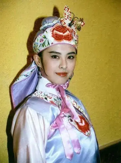 林恬儿：王祖贤就是为了我爸爸的钱，她太假对我好都是装出来的