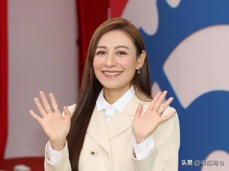 原来她是曹云金前女友，嫁给富商被宠成公主