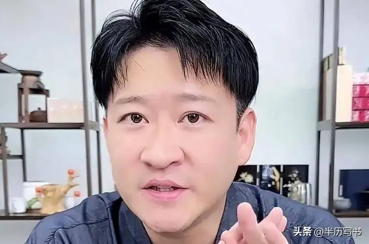 原来她是曹云金前女友，嫁给富商被宠成公主