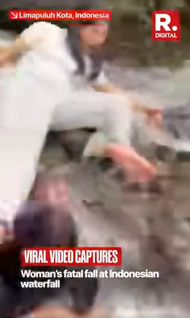 印尼女子躺在瀑布顶端玩水 一个动作让她瞬间坠崖 朋友根本来不及救!