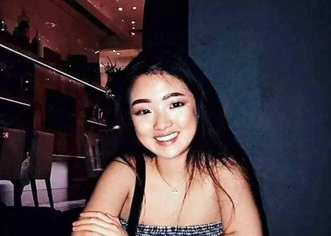 张学友大女儿现身，穿短裙皮罩走欧美火辣风