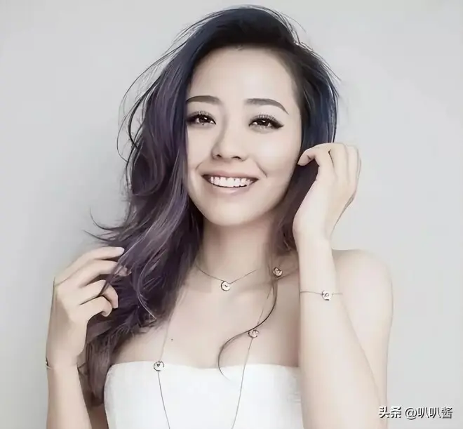 被渣男白睡16年，背负“小三”骂名，如今张靓颖怎样了