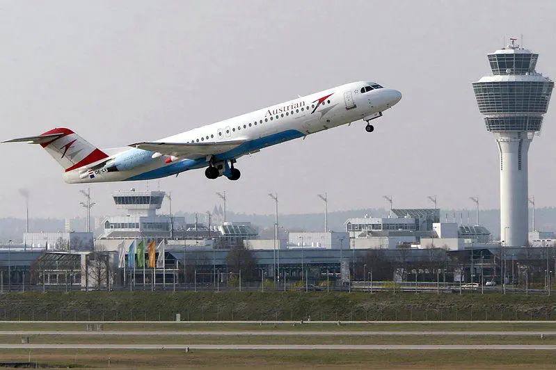 以色列飞欧洲客机突收炸弹威胁 战机紧急升空护送转降