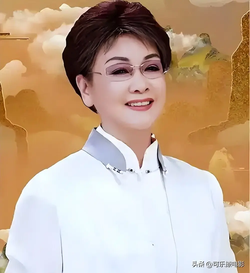 82岁李谷一因病缺席春晚4年，北京养病女儿照料