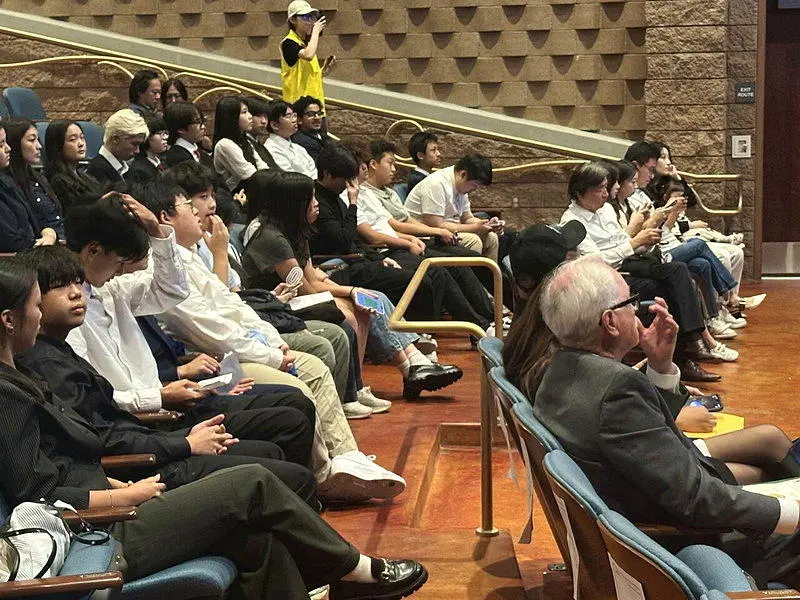 惊人!美国亚太裔女生自杀率 20年增长125%