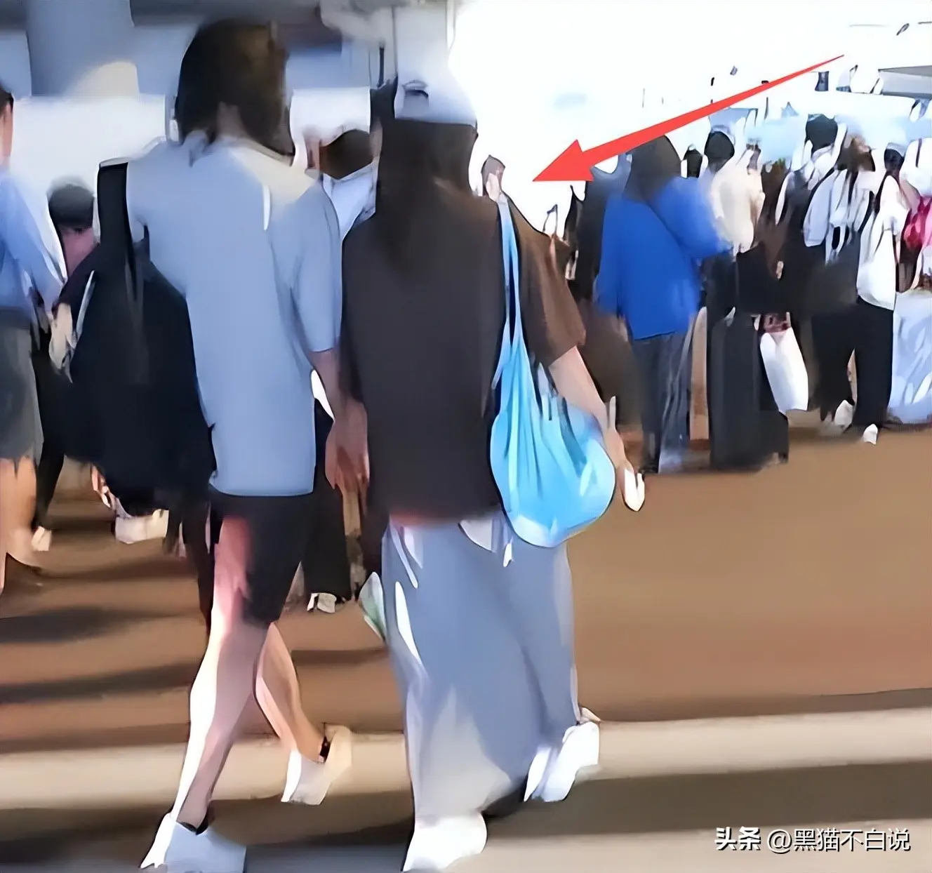 大肚遮不住！曝95花与大13岁知名导演结婚！