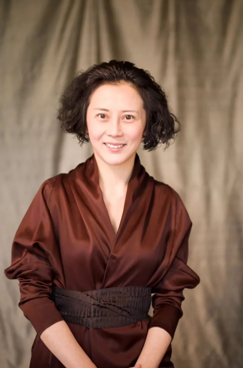 知名心理学博主武志红与前女友李雪用“NPD”等术语公开发文互呛,双方就旧情与经济问题各执一词