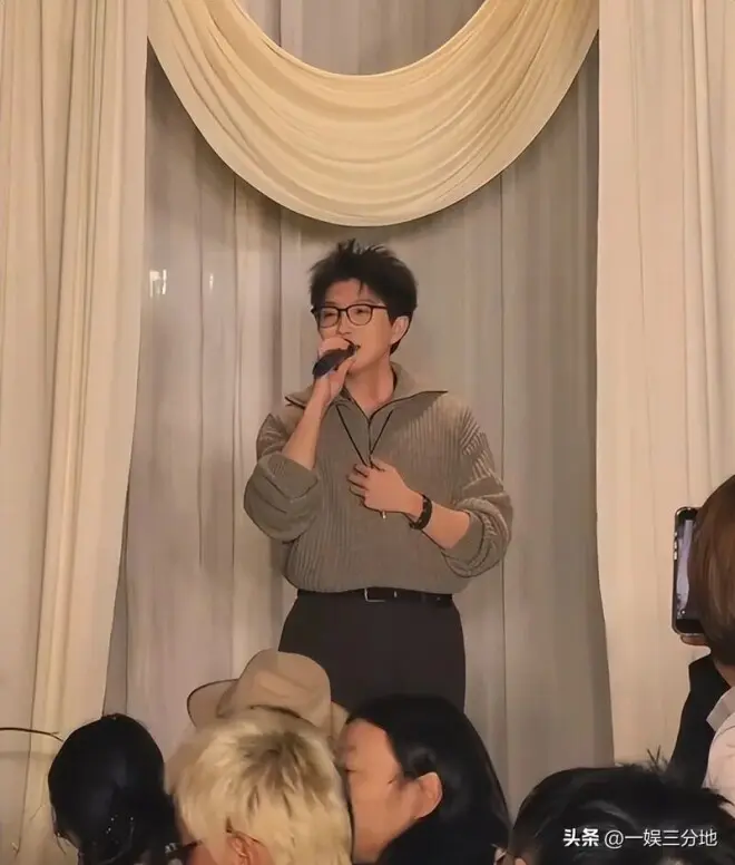 毛不易婚礼上炫耀和新娘曾共处一室 新郎脸色铁青